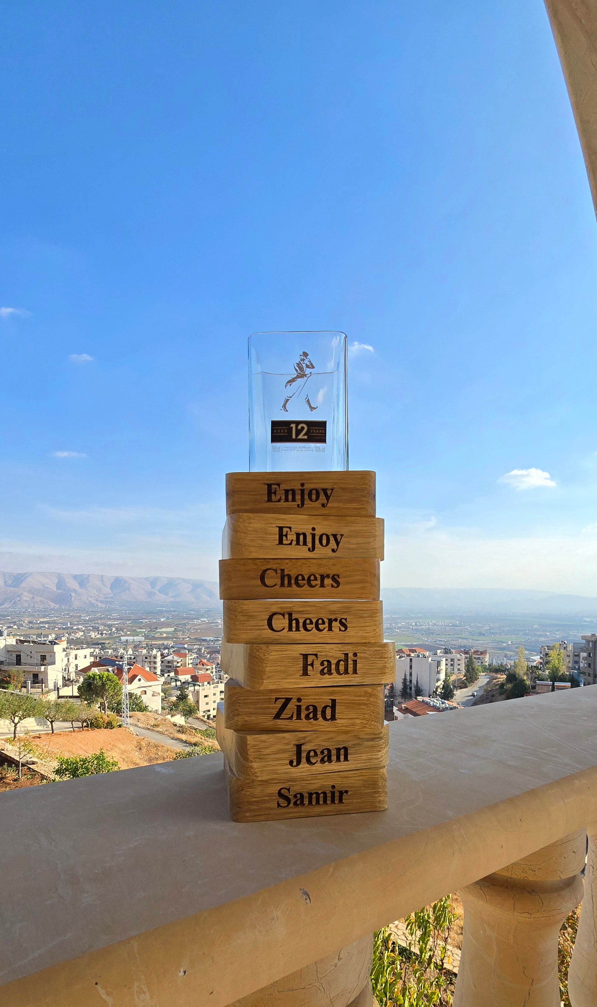 Johnnie Walker Mixed Glasses (1 Red + 1 Black)