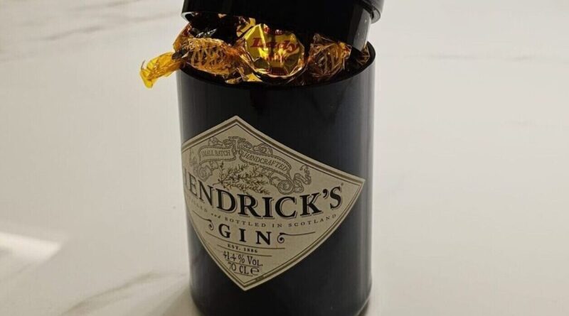 Hendrick's candy container - Image 3